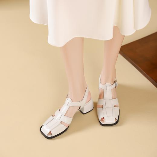 西村名物2024年夏季新款中粗跟搭扣前包镂空后空鞋外穿凉鞋X24BG20271 商品图3