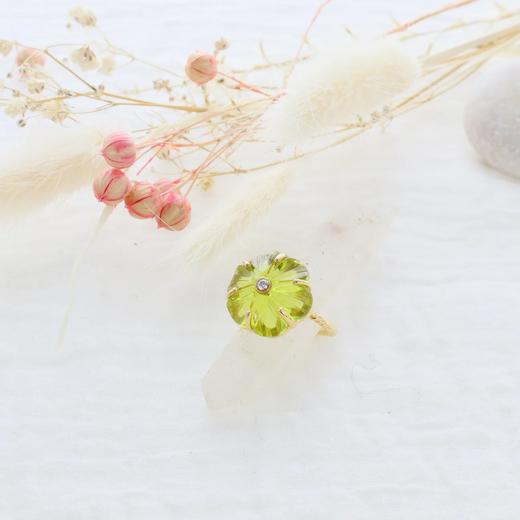 北京仓｜Leticia Ponti-Iris-橄榄石色 水晶 花朵 戒指［法国设计师］ 商品图2