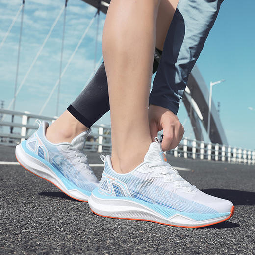 热卖中！！现货！【脚宽脚背高，拍大一码】CAMSSOO美骆世家碳板缓震Boost科技爆米花运动跑鞋 男女款都有 商品图7