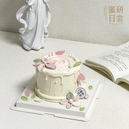 0859 | 春日 “高级简约裱花”蛋糕（提前24小时预定） 商品图1