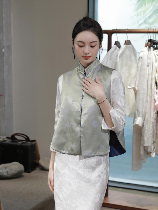 瑕疵 |盛唐牡丹 |孔雀蓝交织提花真丝马甲[特价品](特殊商品不退不换) 商品图7