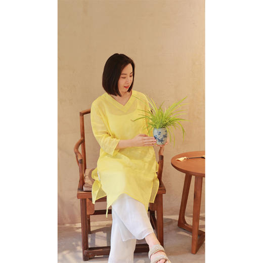 【抖音专属】套头衫（24708507黄白游） 商品图1