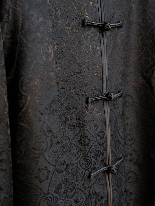 盛唐婧 |真丝花罗百搭对襟衬衫-黑色 商品图6