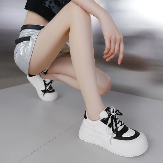 西村名物2024年春季新款厚底超轻系带运动板鞋老爹鞋T24CM36451 商品图1