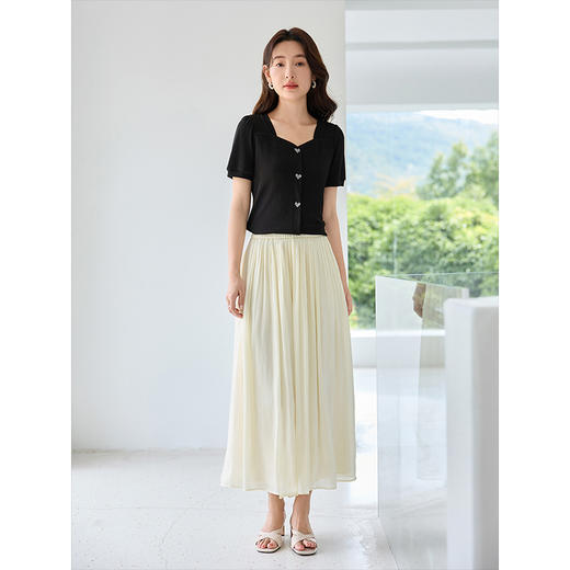 【专属特价】熙世界法式钻石方领T恤2025夏季新款黑色显瘦泡泡袖设计感上衣 商品图4