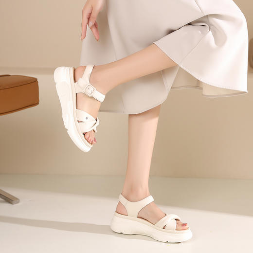 西村名物2024夏季新品女夏外穿时尚休闲凉鞋X24BG20201 商品图3