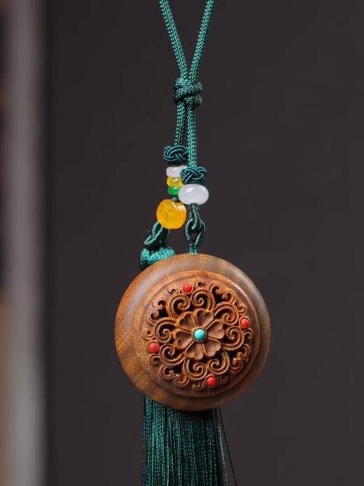 小如来/月光宝盒°绿檀香囊长绳挂件 商品图3