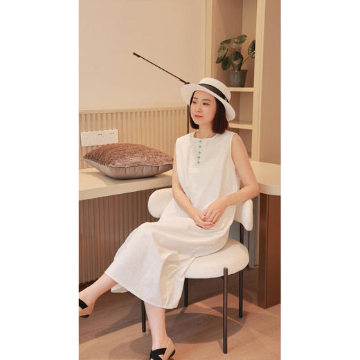 【线上专属】宽肩带连衣裙（24707510-凝脂） 商品图2