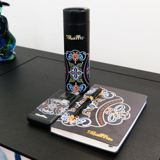 深山集市·国潮精装纯享雅黑办公商务套盒企业定制伴手礼 商品图2