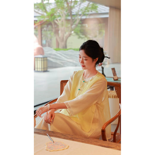 【抖音专属】圆领马甲（24704376黄白游） 商品图2