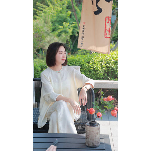 【抖音专属】套头衫（24708122凝脂） 商品图3