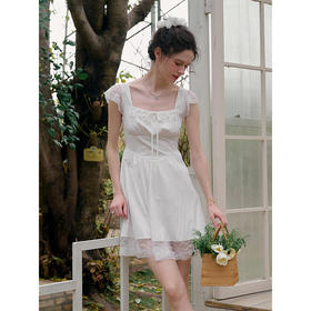 SimpleRetro纯白小茉莉 蕾丝小飞袖白色连衣裙女夏方领短款a字裙