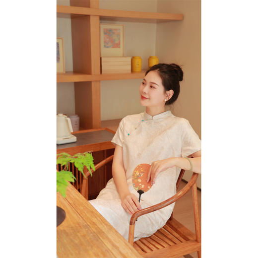 【抖音专属】星禾-连衣裙（21707182C-青白玉中袖款） 商品图2