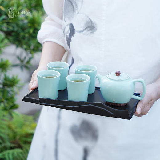 【样品特惠4.5折，仅1套无原包装，无货退款】陆宝泡茶套装带茶盘家用茶具陶瓷功夫礼品玻璃杯太鲁阁之美博物馆藏品 天青色茶礼(礼盒装) 10头 商品图5