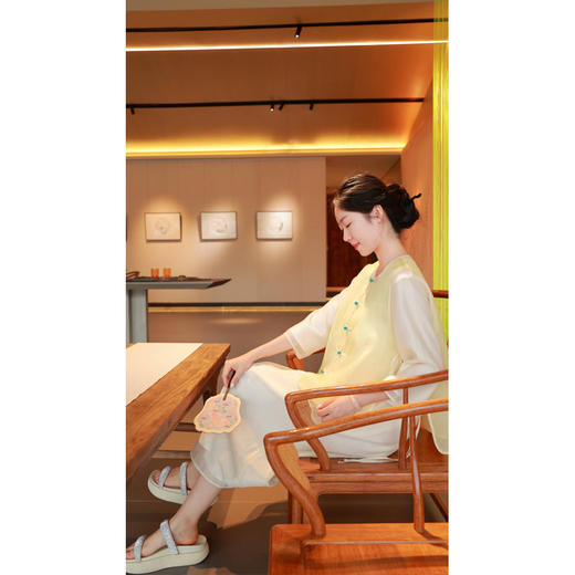 【抖音专属】圆领马甲（24704376黄白游） 商品图5