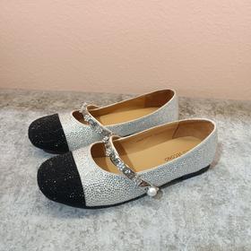 西村名物2024年春季新款平底圆头珍珠饰扣玛丽珍单鞋U24AE11871