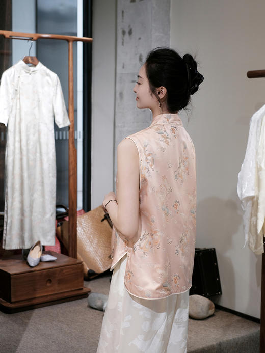 盛唐婧 |凤凰牡丹祥云葫芦盘扣马甲 商品图4