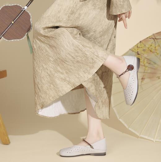 西村名物夏季新款浅口真皮奶奶鞋透气复古圆头浅口单鞋T24AH17608 商品图4