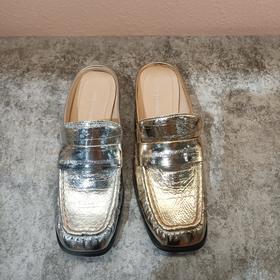 村名物2024春季新款法式百搭优雅单鞋女U24AH11741