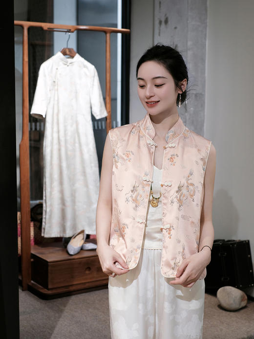 盛唐婧 |凤凰牡丹祥云葫芦盘扣马甲 商品图0