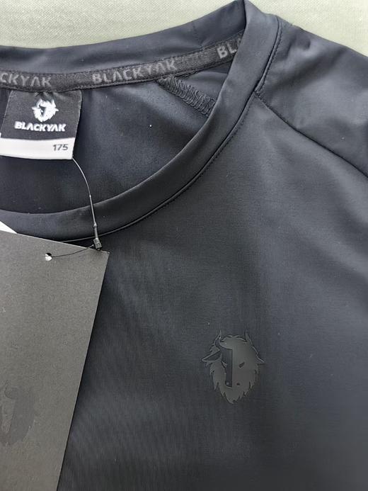 清仓库不退换 布来亚克黑色速干短袖，立体剪裁舒适有型 商品图3