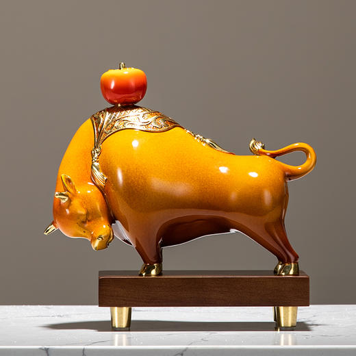 E-YM-FK209 纯铜摆件 牛势长虹 商品图1