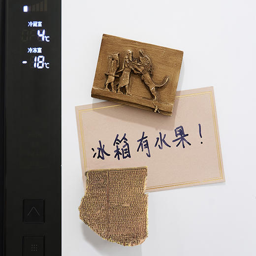 大英博物馆x苏州博物馆亚述系列 亚述巴尼拔策马猎狮 大洪水石板 人首翼牛图 亚述猎狮图 复刻冰箱贴 商品图3