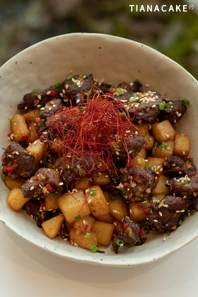 「巨下饭」孜然土豆牛肉粒