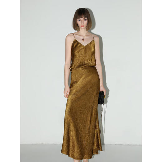 COCOBELLA[100%醋酸]重工斜裁肌理半身裙早秋气质鱼尾裙HS0039B 商品图0