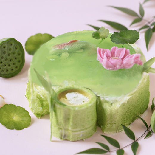 2024版「四季 · 夏」竹影映荷塘蛋糕（夏之味：百香果、百合米布丁&斑斓风味酱） 商品图1