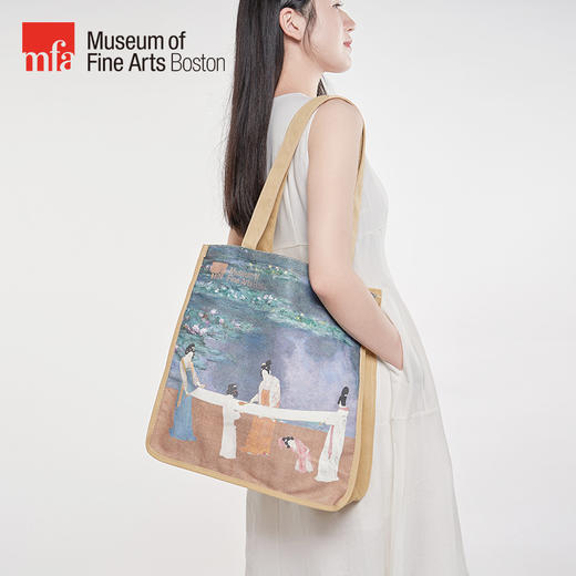 MFA美术博物馆礼遇东西系列 睡莲捣练图大容量帆布包单肩包-驼色  睡莲捣练图帆布包单肩包 商品图0