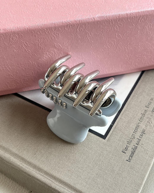 7折  无  缪家 女士logo满钻糖果色发夹 CU1205 商品图9