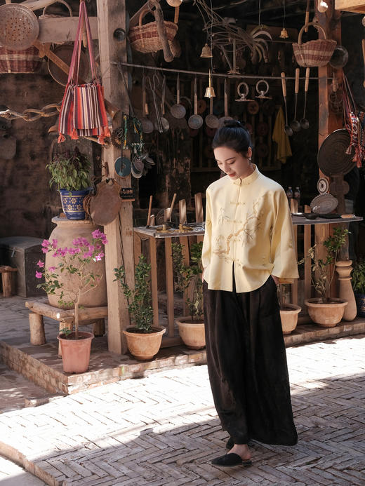 盛唐牡丹盛奢系列| 限量款 |高货-手工刺绣梅竹对襟女上衣(特殊商品不退不换) 商品图9