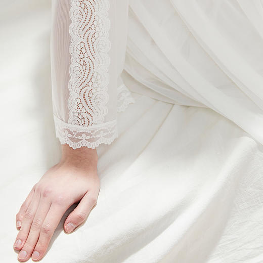 芬腾【带胸垫】睡衣女春夏季防凸点吊带睡裙白色蕾丝两件套家居服 商品图3