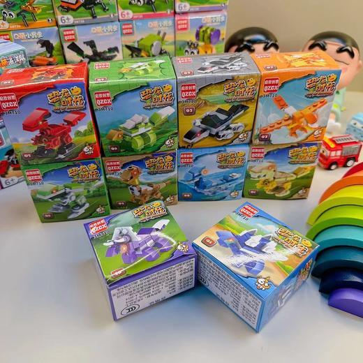 【49元30盒品牌积木】积木大放送 兼容乐高 冰雪过家家/城市系列/变形机甲/动物等多种款式，不重复 商品图8