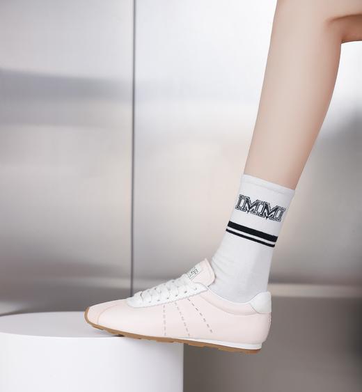 西村名物2024夏季新品真皮轻便软底粉色流行平底时尚休闲运动鞋女T24CM38371 商品图4