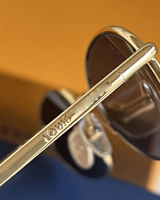 7折  无 驴家 元 小圆镜复古抗UV太阳镜 2色 CU1206 商品图8