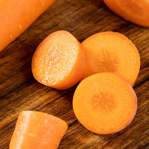 【有机胡萝卜】透心红润 脆嫩爽口 吃法多样 有机种植 商品图3