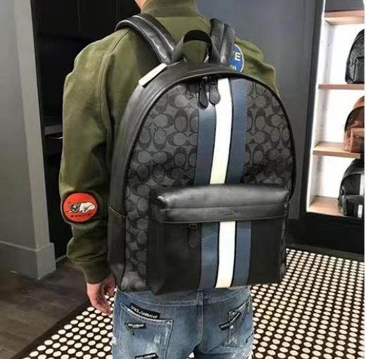 KC 蔻家男款双肩包pvc配皮条纹背包 奥莱订单 商品图3