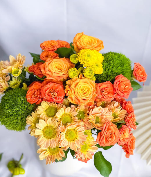 【暮色回响】辉煌玫瑰3支+橙色三文鱼小雏菊3支+黄色小雏菊1支+橙色芭比多头玫瑰2支+绿毛球2支/份（静静设计） 商品图6