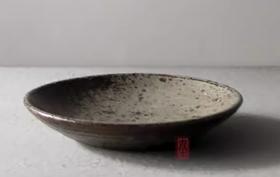 粗陶碟子
