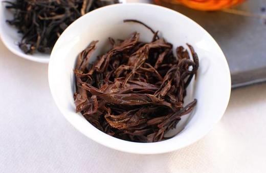 云南蝴蝶谷古树茶茶饼 商品图2