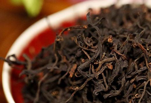 云南蝴蝶谷古树茶茶饼 商品图3