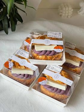 芋泥奶冻菠萝包(下午四点左右出货)