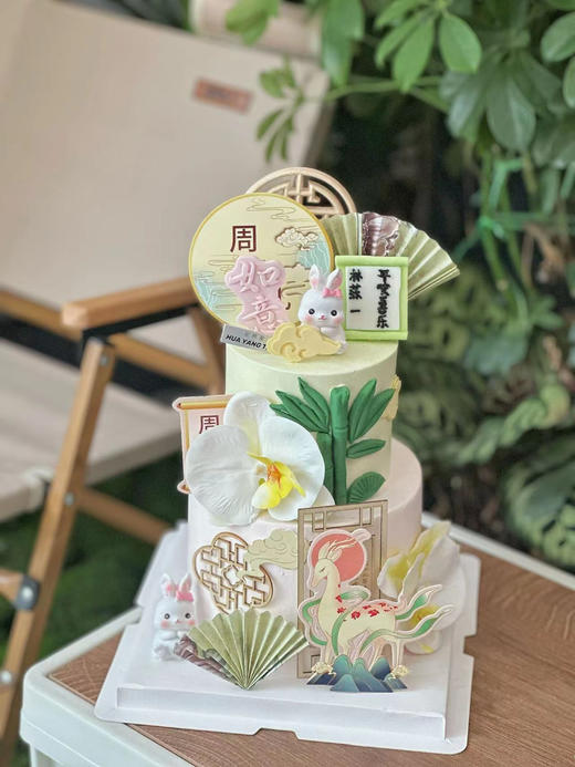 周岁礼 岁岁安康 · 奶油霜翻糖装饰蛋糕 商品图0