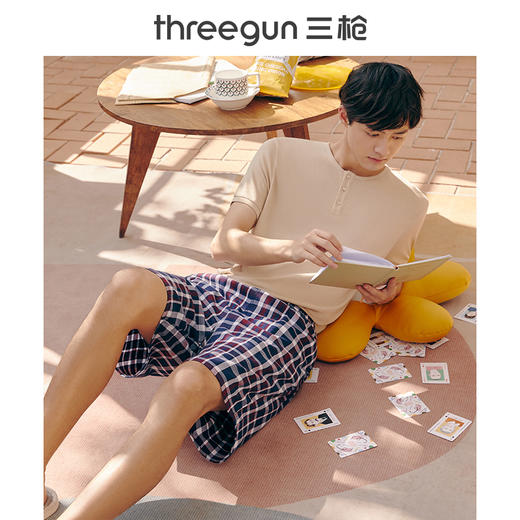 Threegun三枪 纯棉彩格男短裤机织布沙滩裤-50129B111 商品图1