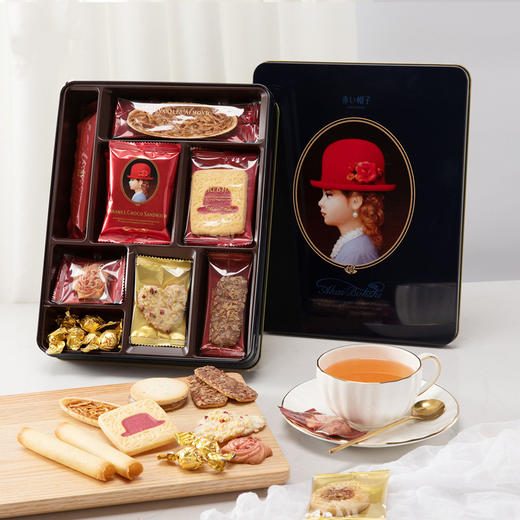 【年货价】红帽子巧克力什锦饼干藏蓝色礼盒168.6g/盒 商品图1