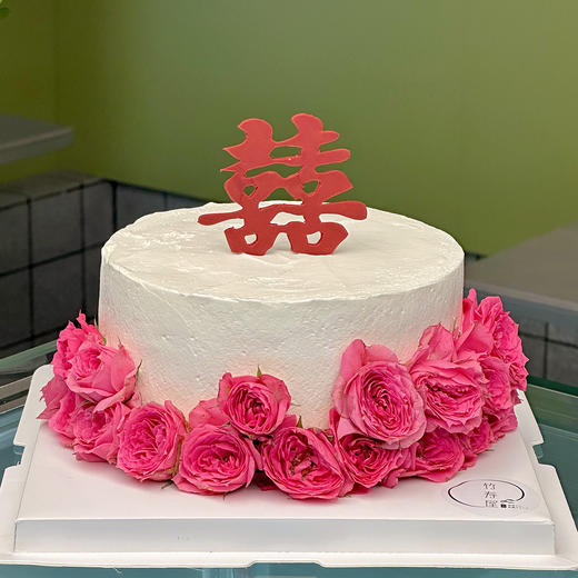 （可定制无蔗糖）鲜花订婚蛋糕 / 简约的高级感，动物奶油制作，还可定制无蔗糖 商品图0