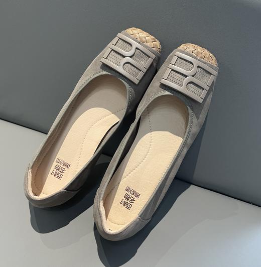 西村名物2024年秋季新款舒适平底方扣圆头前口单鞋T24CE33688 商品图4