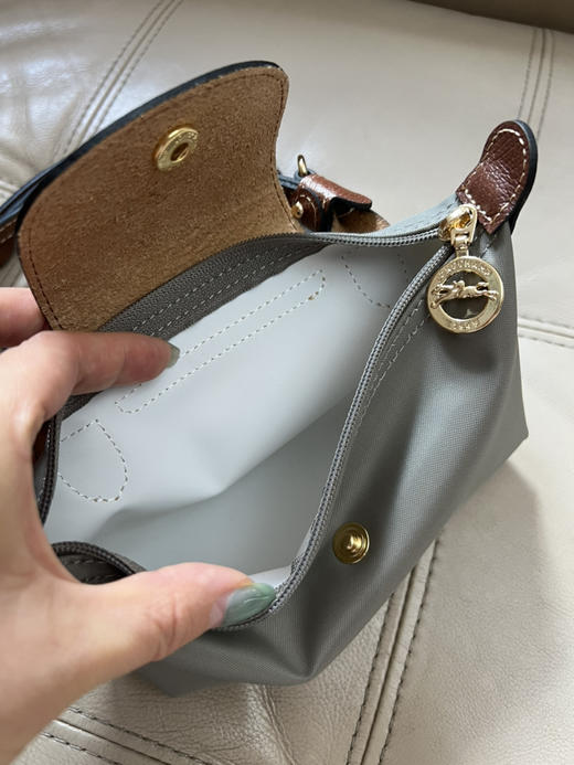 724-1自带免打孔肩带 可以斜挎的龙虾手机包 颜色太多了 商品图2